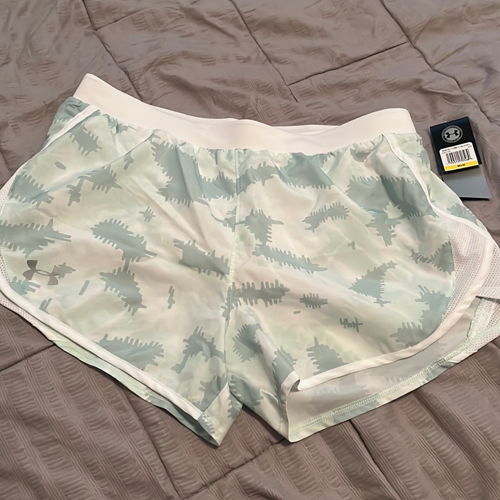 Mint green under armour shorts, never worn!